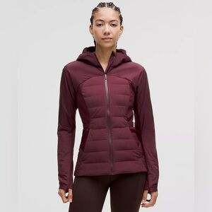 Lululemon - Down for it all - Size 2